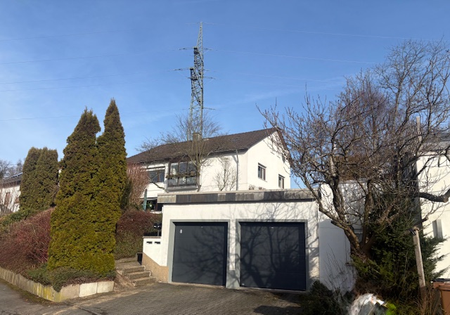Einfamilienhaus mit Einliegerwohnung Netphen-Unglinghausen